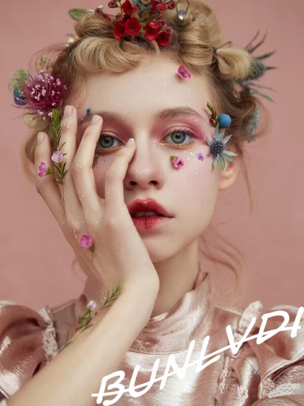 30Pcs Summer Almond Press on Nails French Tip with Starfish & Ripple Design – Short Fake Nails Set with Glue & Tools