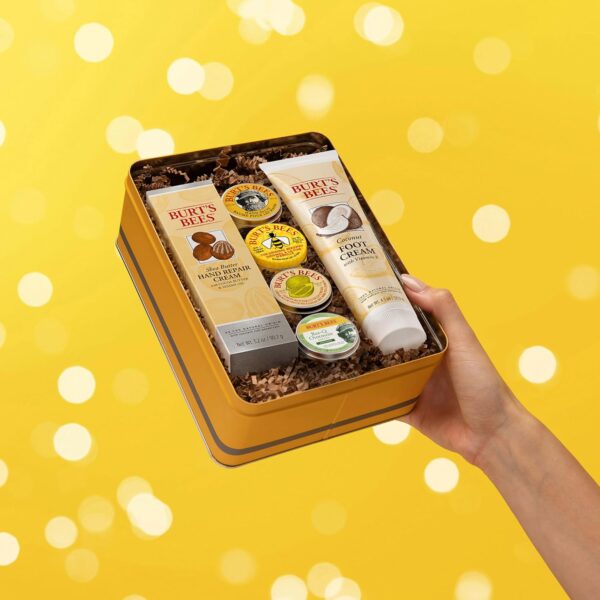 81dPmqMTcyL._SL1500_.jpg Burt’s Bees Classic Gift Set – Natural Skincare Tin with Lip Balm, Hand Creams & Foot Care