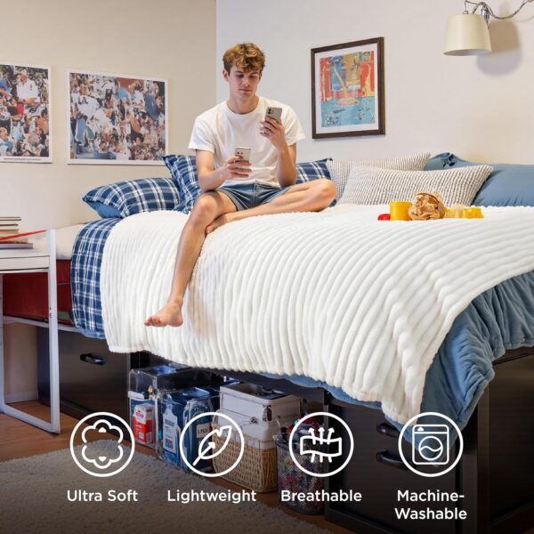 Bedsure Ultra Soft White Fleece Throw Blanket – Cozy & Plush for Couch, Dorm, Bedroom, Gift for Women & Men, 50x60 Inches