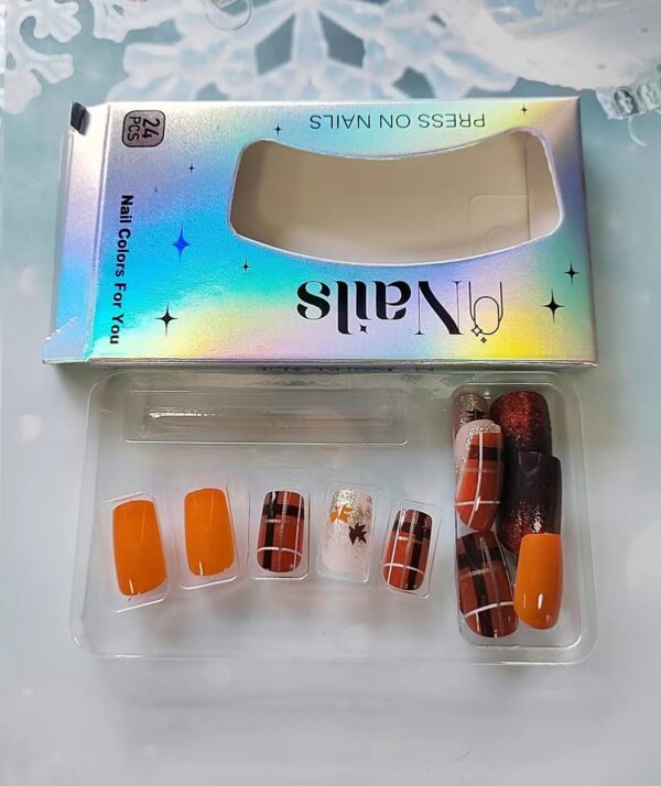 61NU8d1fFmL._SL1250_.jpg Autumn Press-On Nails Kit Fall Press-On Nails with Gold Leaf & Glitter – Medium Square Full-Cover Fake Nails Kit for Women