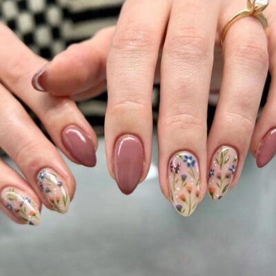 71IRKK7k9fL._SL1500_.jpg Short Press on Nails Almond Fake Nails Flower Acrylic Nails Fall Nails Press ons Full Cover Glue on Nails Cute False Nails Floral Stick on Nails for Women 30 Pcs, brown