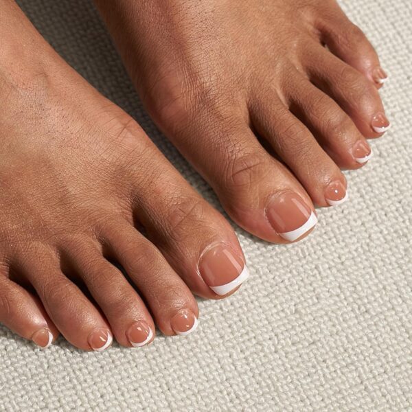 BTArtbox French Tip Press On Toenails – 32pcs White Square Gel Toe Nail Kit with Glue, Natural-Looking Pedicure for Women